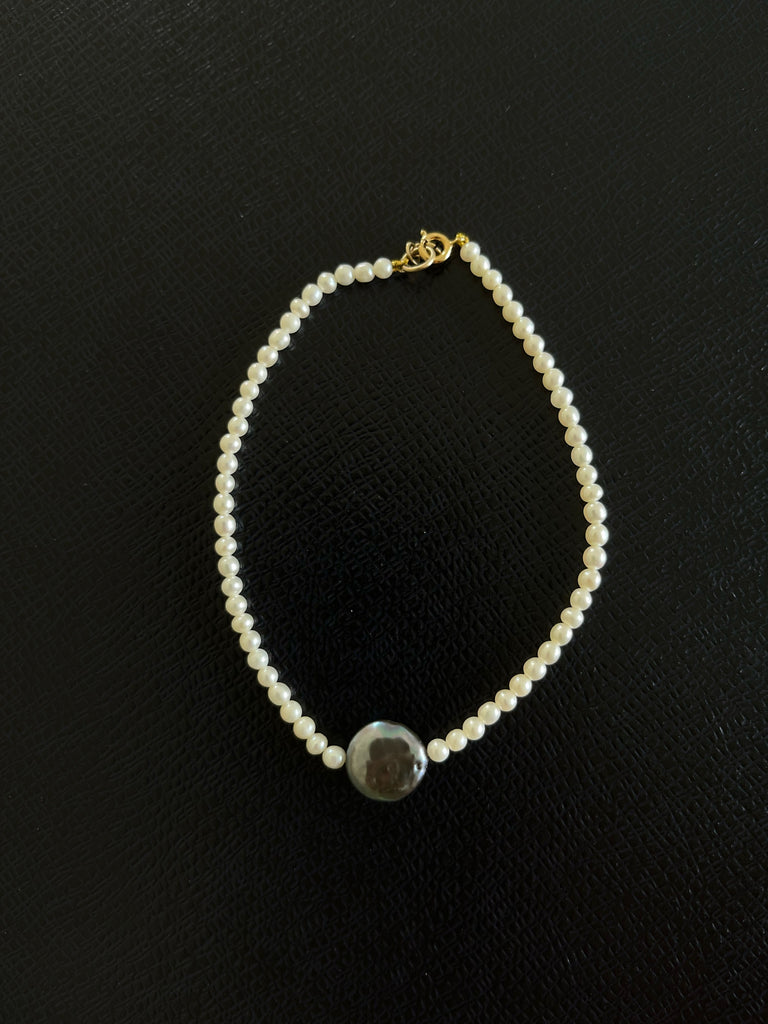 White and Black Pearl Anklet