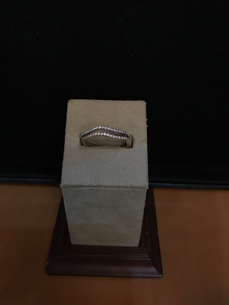 Rose or White Gold Wavy Ring
